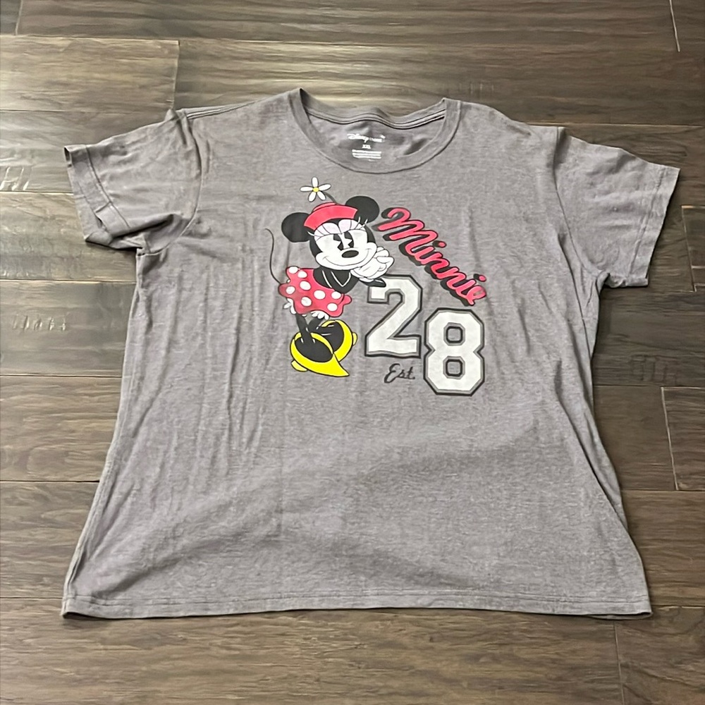 Disney Store Minnie Mouse gray T Shirt Womens Size XXL